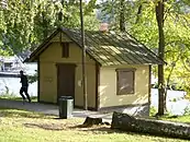 La cabine en bois.