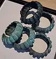 Oves sur des bracelets de l'âge du bronze.