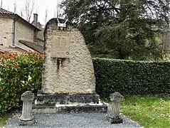 Le monument aux morts.