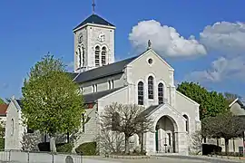 et la nouvelle église.