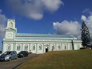 Façade latérale de l'église.