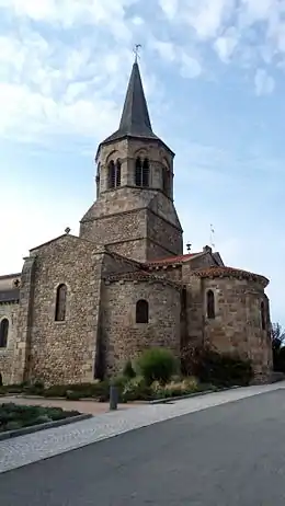 Église Notre-Dame. Vue du chevet roman.