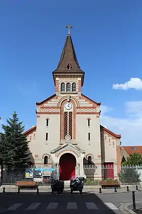 Image illustrative de l’article Église Notre-Dame-du-Sacré-Cœur de Maisons-Alfort