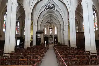 L'intérieur de l'église.