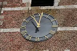 L'horloge.