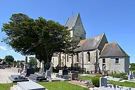 L'église Saint-Hilaire.