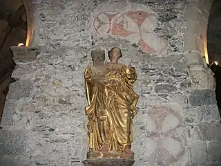 Sainte Barbe. Statue sculptée en bois et dorée (Environ  deux mètres de hauteur). Église Saint-Jean-Baptiste de Montréjeau