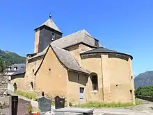 Sazoséglise Saint-Julien(42° 53′ 02″ N, 0° 01′ 26″ O)