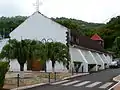 L'église Saint-Louis de Bouillante.