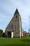 Façade ouest de l'église.