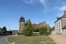 La tour-clocher de l'église Saint-Martin.