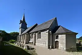 L'église Saint-Martin. Vue sud-est.