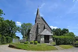 L'église Saint-Pierre-et-Saint-Denis.