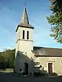 La tour clocher et le porche, passage vers le cimetière