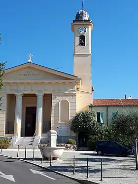 Église Saint-Roman de Bellet en 2020.