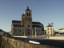 Église Saint-Vincent de Coarrazechapelle, voûte, portail, clocher, porche