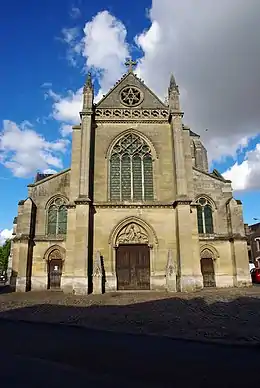 Église Saint-Pierre-et-Saint-Paul de Ribemont