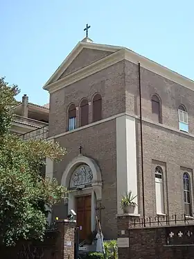 Façade de l'église.