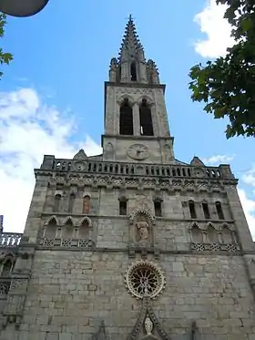 Façade de l'église.