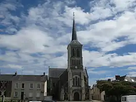 Église Saint-Gervais-et-Saint-Protais de Loiron