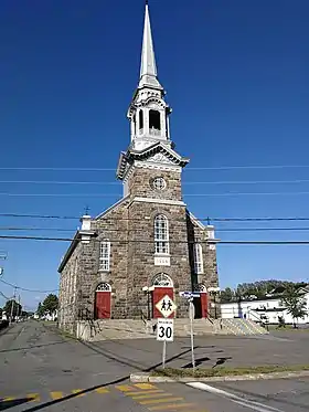 L'église Notre-Dame-du-Mont-Carmel de Mont-Carmel