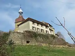 Église et maison abbatiale.