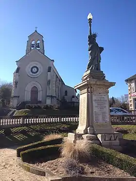 Statue de la Liberté (monument aux morts)« Monument aux morts de 1914-1918 à Châteauneuf-la-Forêt », sur À nos grands hommes