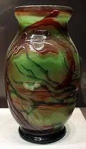 Vase à décor d'algue (1899-1900), Paris, musée d'Orsay.