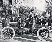 Étienne Giraud, vainqueur du Critérium de l'Alcool Paris-Rouen 1900, sur Panhard 22 hp.