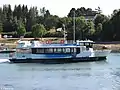 Le bateau de transports de passagers Île d'Arz en route vers le pointe de Béluré.