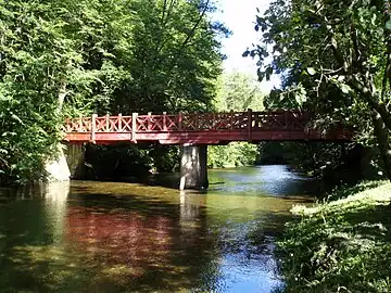 Pont de Červený.