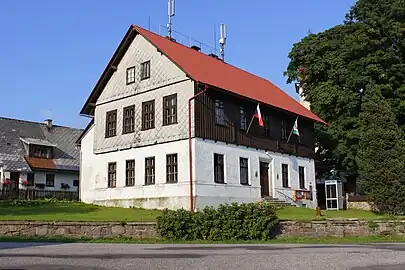 La mairie.