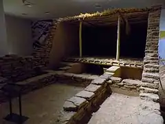 Restitution d'une maison du VIIIe millénaire av. J.-C. d'Akarçay Tepe au musée archéologique de Şanlıurfa.