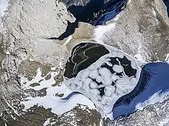 Vue aérienne de ce même lac. Décembre 2016.
