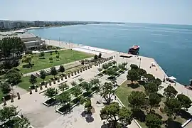 Vue du front de mer en direction du sud-est.