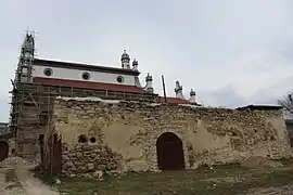 Le monastère des Bernardins d'Houssiatyn, classé,