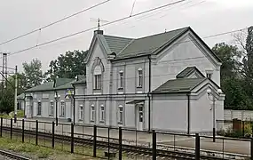 La gare et sa locomotive