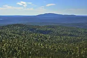 Vue du Nuorunen depuis le Kivakkatunturi.