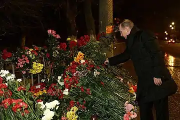 Déplacement de Vladimir Poutine sur les lieux.