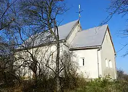 l'église st-Jean le baptiste, classée, patrimoine national N°111 ;