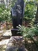 Tombe de l'académicien Vashnil, classé.