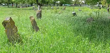 le cimetière juif, classé.