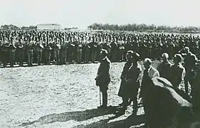 L'ataman Symon Petlioura et le colonel Konovalets à Starokostiantyniv lors de l'été 1919.