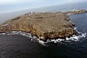 Photo aérienne de l’île des Serpents (2008) : au premier plan, la pointe sud-sud-est.