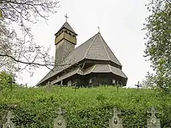 l'église de st-Nicolas à Serednie Vodiane classée.