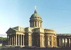 cathédrale Notre-Dame-de-Kazan de Saint-Pétersbourg, façades sud et est
