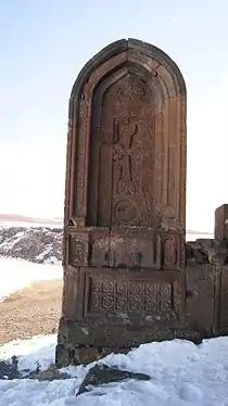 Chapelle-khatchkar de Thaddée, 1309, Saghmosavank,.