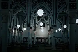 Intérieur de la mosquée saoudienne.