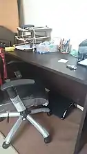 Chaise de bureau et son repose-pied