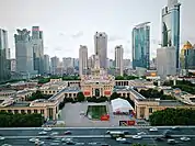 Shanghai Exhibition Center : Palais de l'amitié sino-soviétique (1955-59), en bas. Anderlev & Jislova / Chen ZhiEn 2020